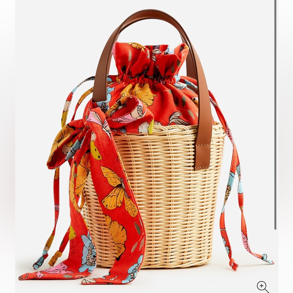 NWT Dauphinette X J.Crew wicker basket bag red blooms rattan great for SPRING!